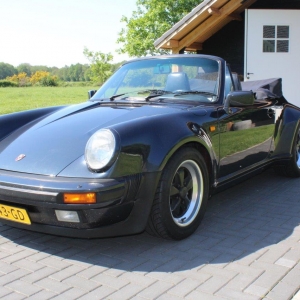 Porsche 911 Carrera cabrio turbolook