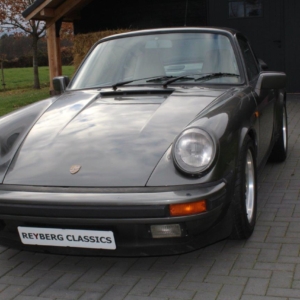 Porsche 911 Carrera 3.2 G50