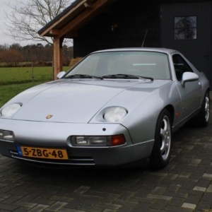 Porsche 928 GTS