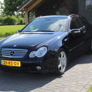 Mercedes C350 (CLC 350)