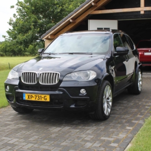 BMW X5 4.8 M (E70) 24039 km NIEUWSTAAT