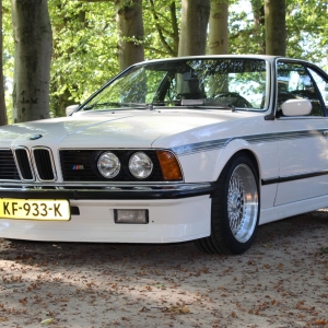 BMW 635 CSI M6