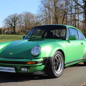 Porsche 930 turbo 3.0 Vipergreen