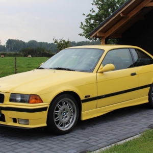 BMW M3 (E36) Dakargelb