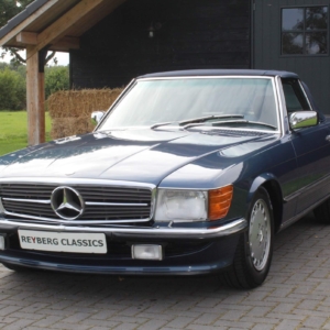 Mercedes 560 SL (r107) Nautical blue 1988