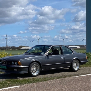 BMW M635 CSI (M6 e24)