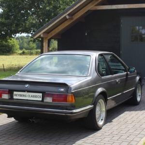 BMW M635 CSI M6 (e24)