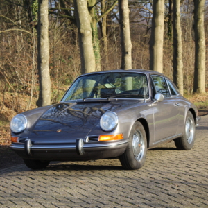 Porsche 911 T coupé (restored) Schieffergrau 1969