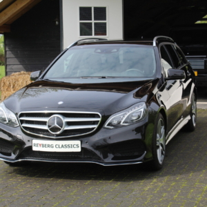 Mercedes E300 AMG styling 4MATIC ESTATE 2015  2466 km